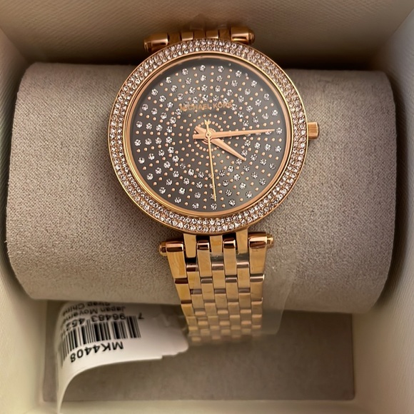 COPY - Michael Kors Watch - Picture 9 of 9